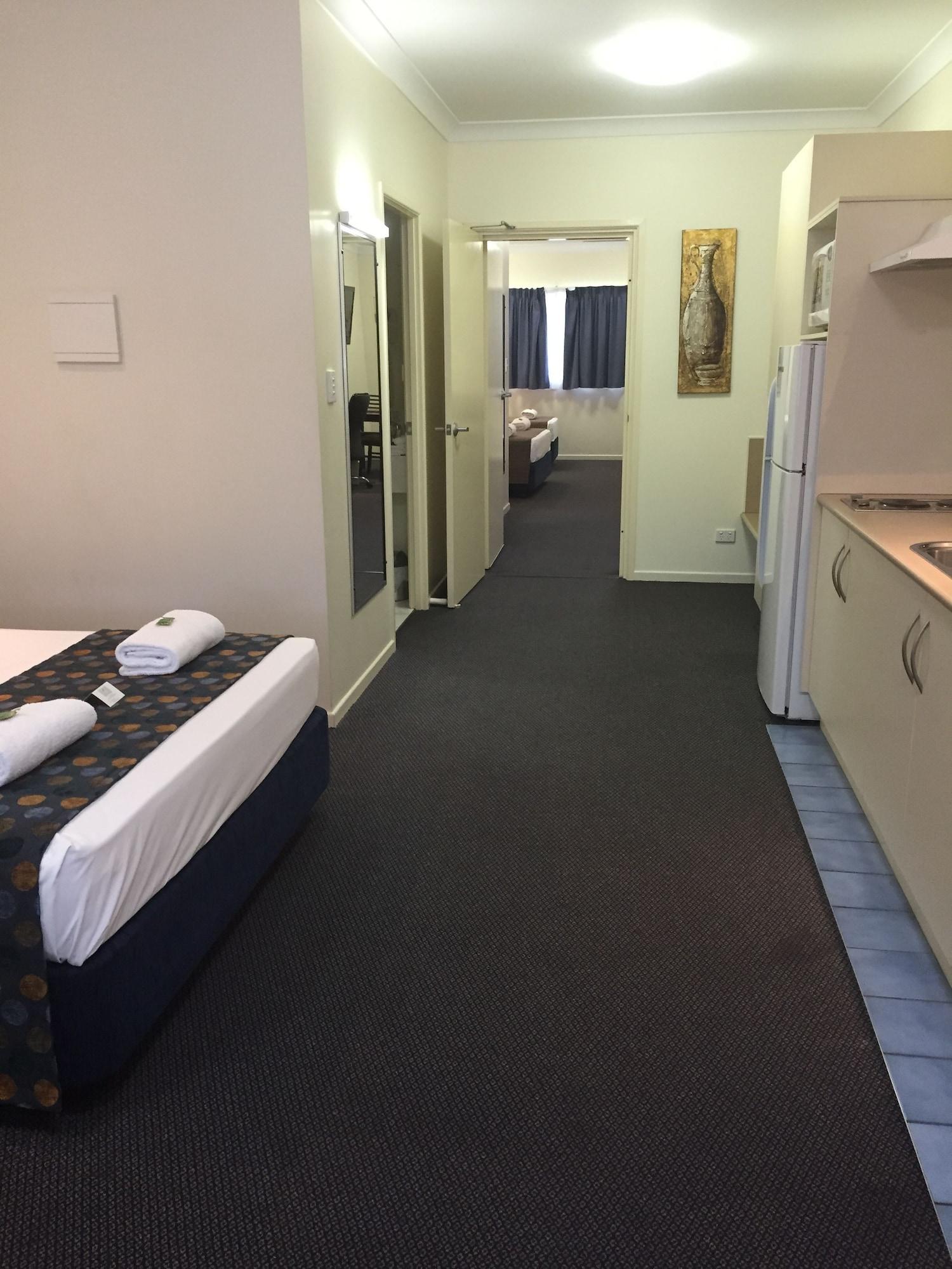 Bluewater Harbour Motel Bowen Extérieur photo