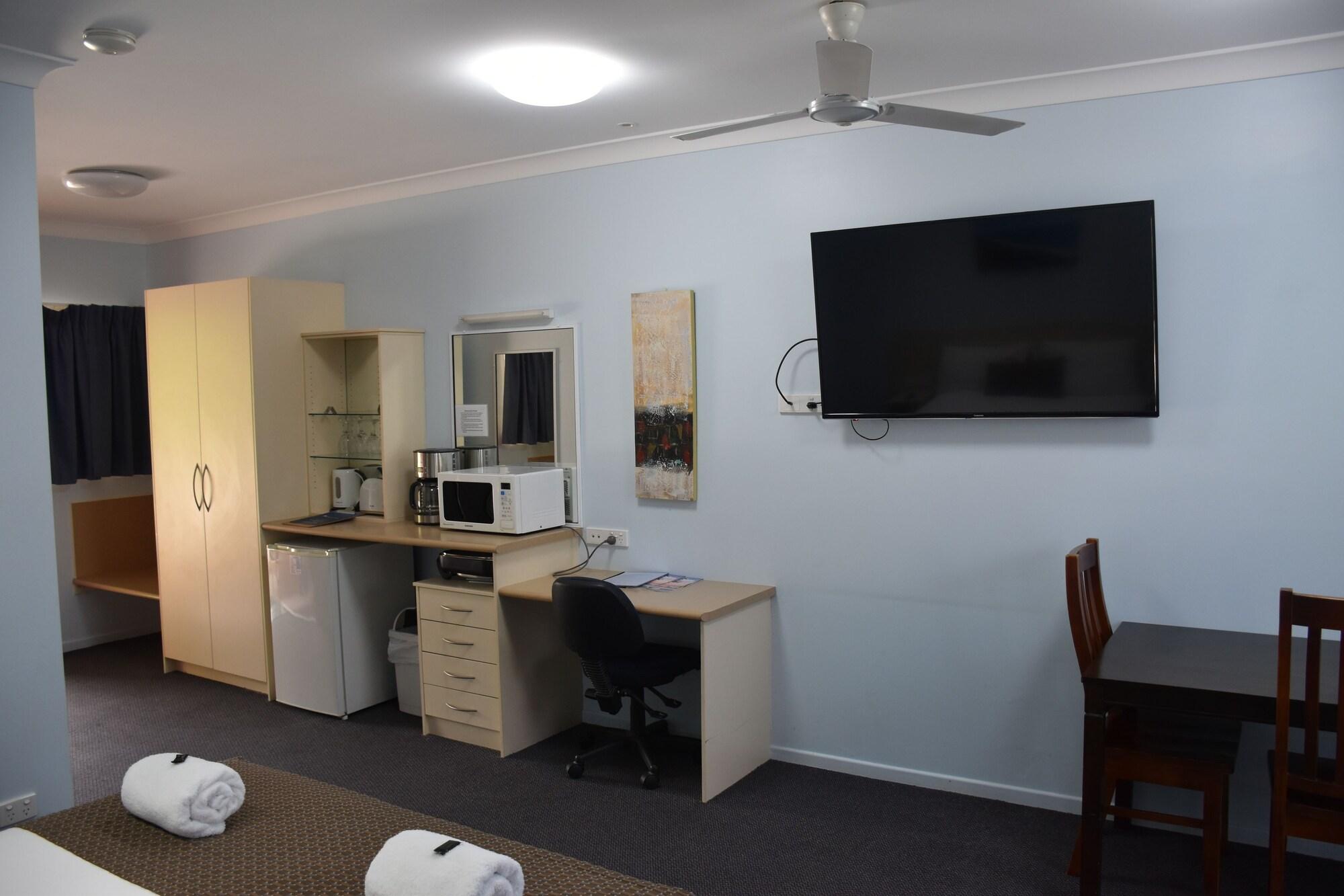 Bluewater Harbour Motel Bowen Extérieur photo