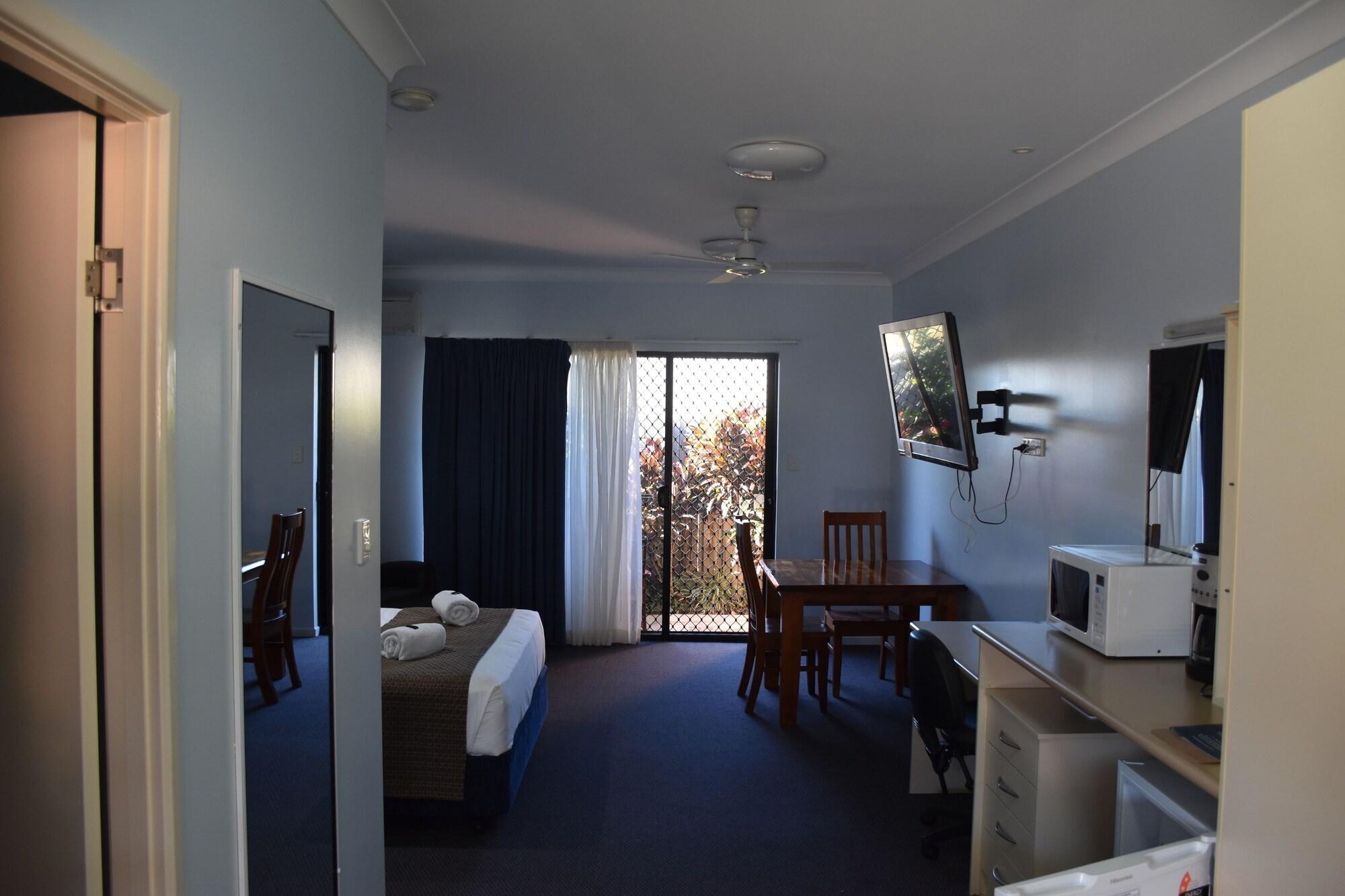 Bluewater Harbour Motel Bowen Extérieur photo